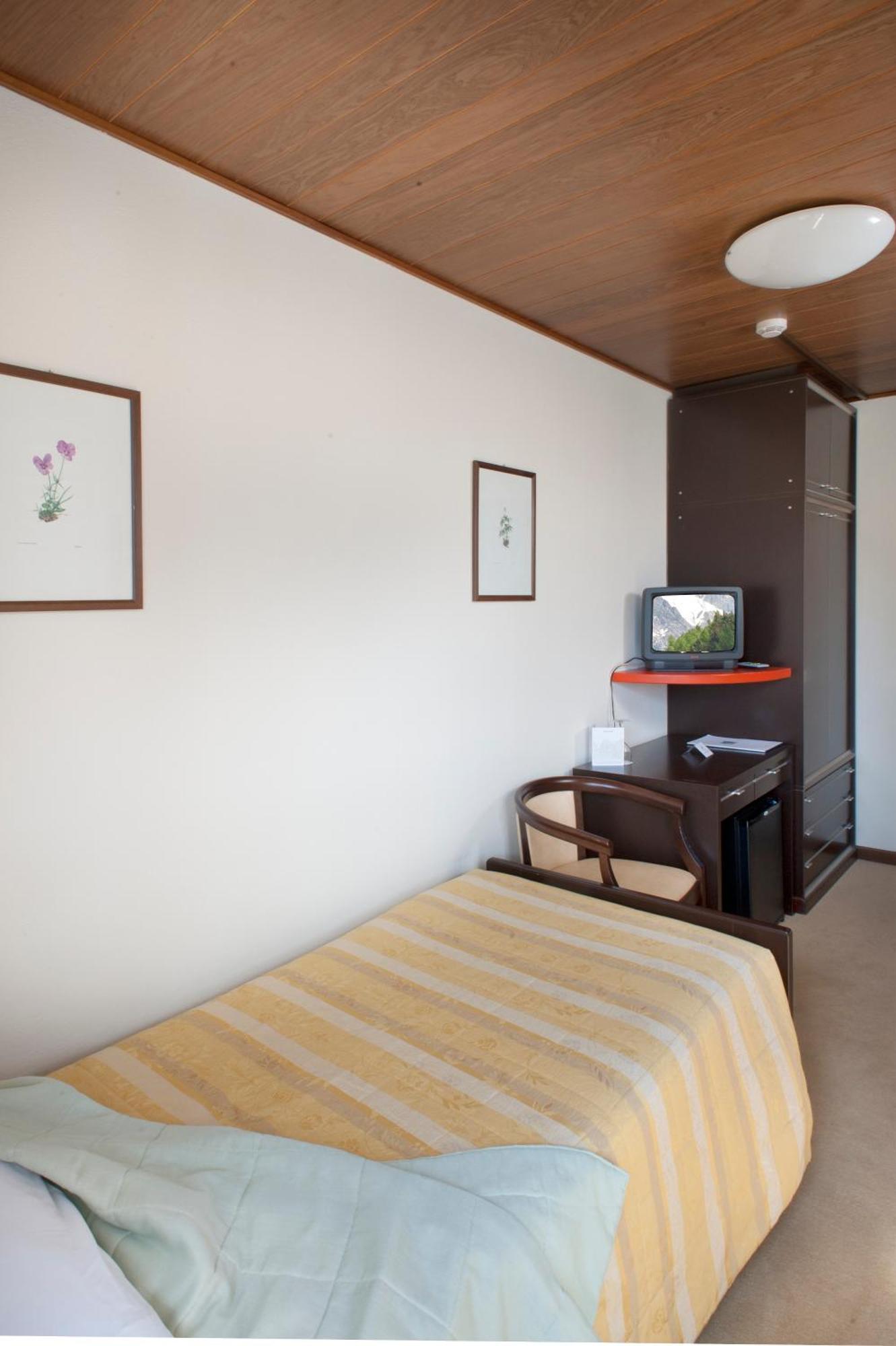Hotel Mirella Ponte Di Legno Cameră foto